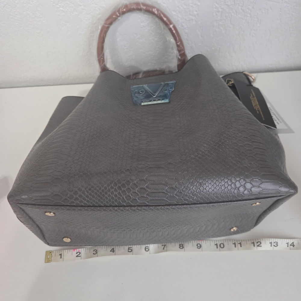 19v69 Itaila By Versace Gray Textured Handbag - Picture 8 of 10